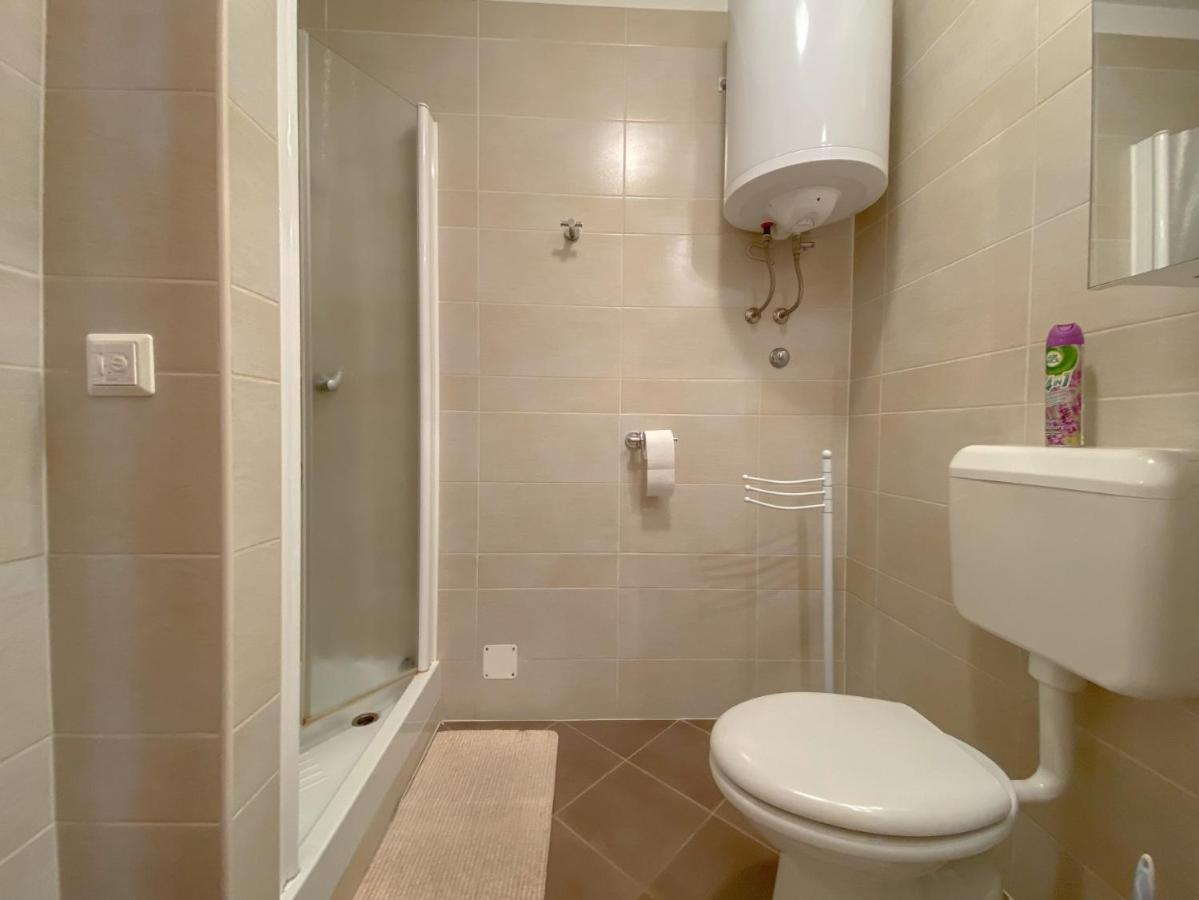 Vesna S Apartment Novigrad Istria Eksteriør billede